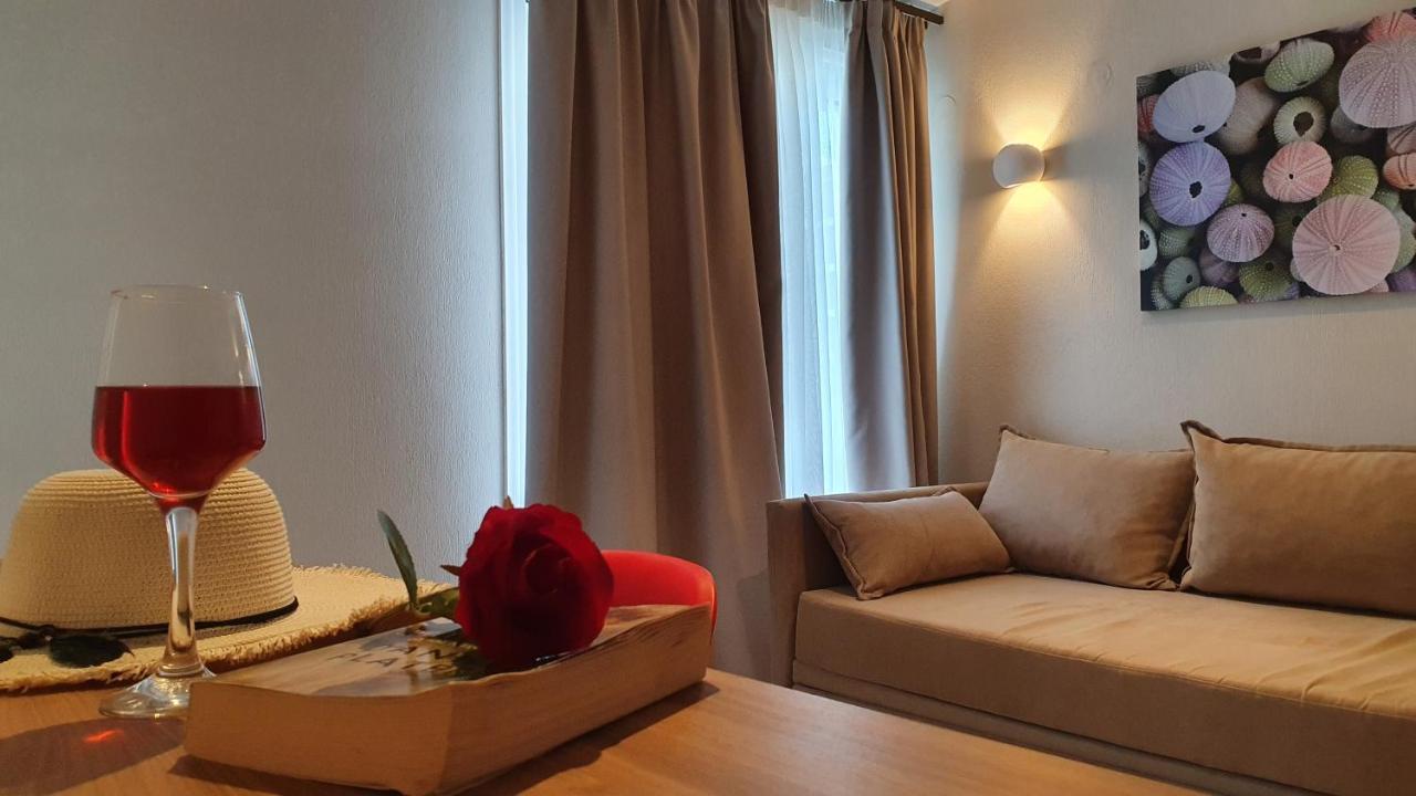 Astra Sarti Luxury Suites 外观 照片