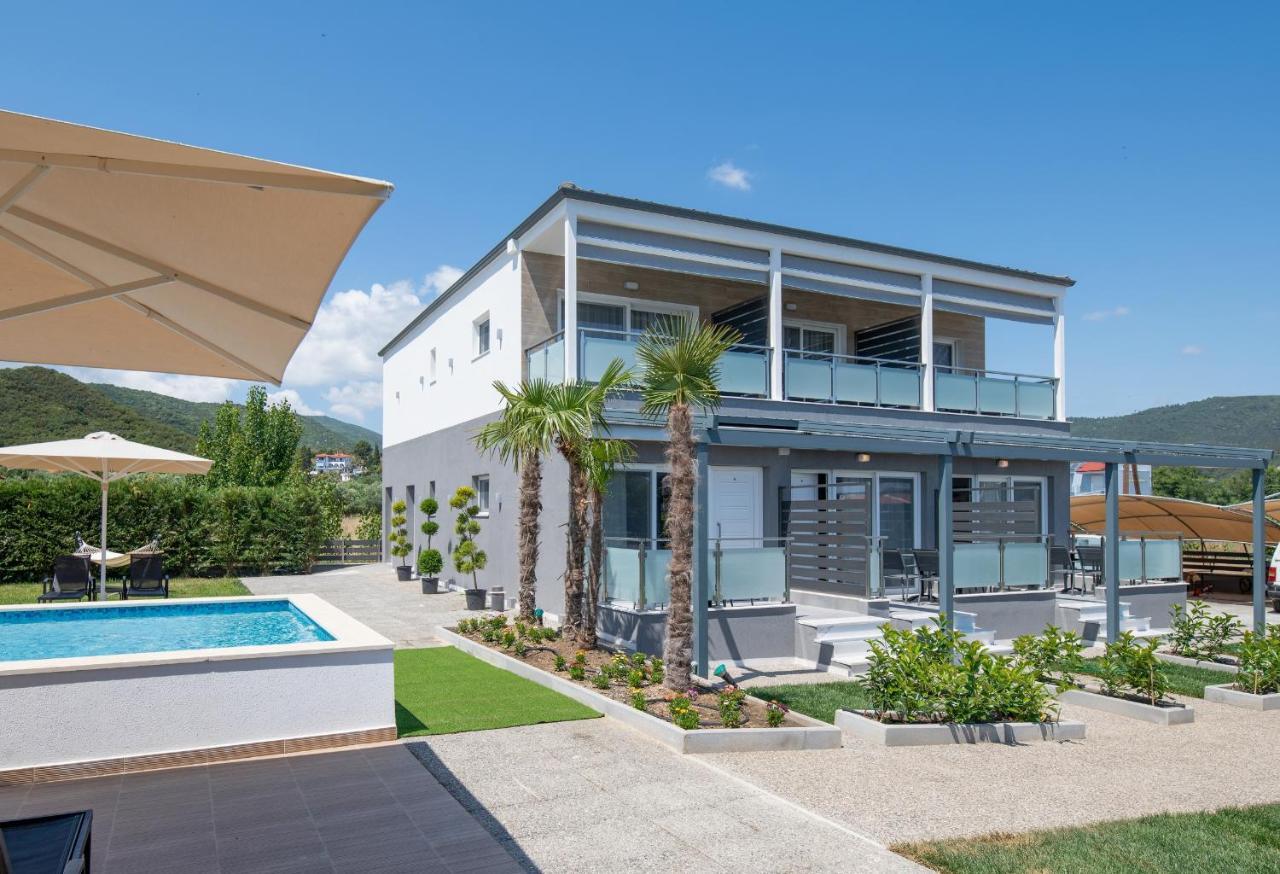 Astra Sarti Luxury Suites 外观 照片